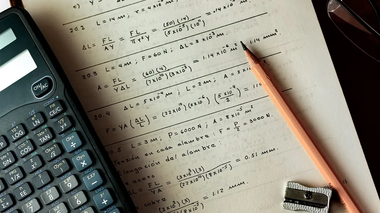 Calculadora y cuentas domésticas